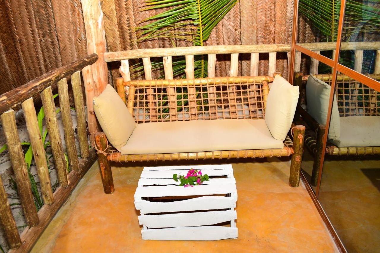 Mwananchi Bungalows Падже Экстерьер фото